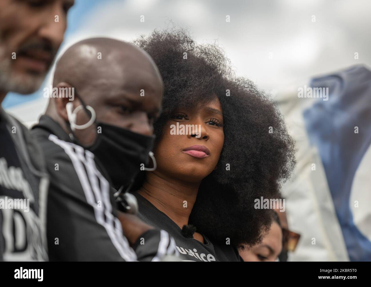 Assa Traoré, sœur d'Adama Traoré, organisatrice de la manifestation contre le racisme et la violence policière qui s'est tenue le 13 juin 2020 à Paris, France. (Photo par Estelle Ruiz/NurPhoto) Banque D'Images
