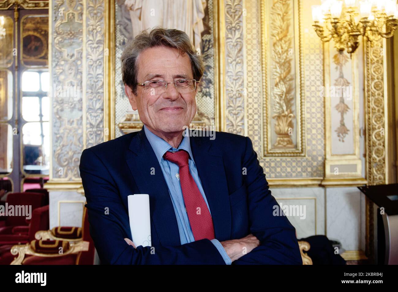 Le sénateur français Alain Milon pose une photo après la session des questions au gouvernement par les sénateurs sur 17 juin 2020, à Paris, en France. (Photo de Daniel Pier/NurPhoto) Banque D'Images