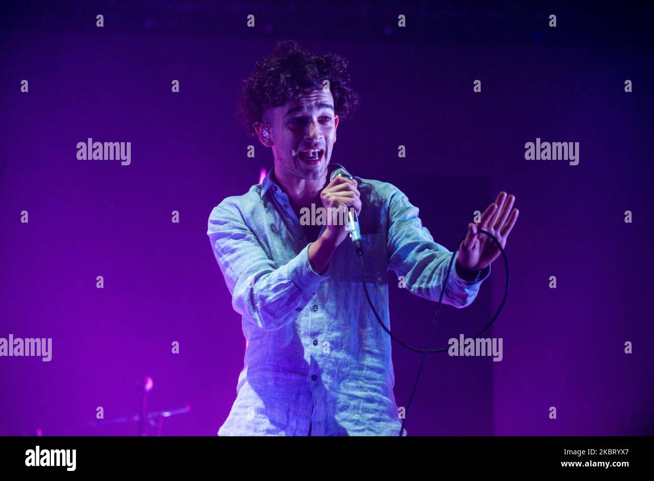 Le groupe de rock indépendant britannique The 1975 se déroule en direct au Reading Festival 2016, à Reading, Berkshire, Royaume-Uni, sur 28 août, 2016. Le 1975 est un pop rock anglais composé du chanteur et guitariste de rythme Matthew Healy, du guitariste principal Adam Hann, du bassiste Ross MacDonald et du batteur/producteur George Daniel. (Photo par Alberto Pezzali/NurPhoto) Banque D'Images