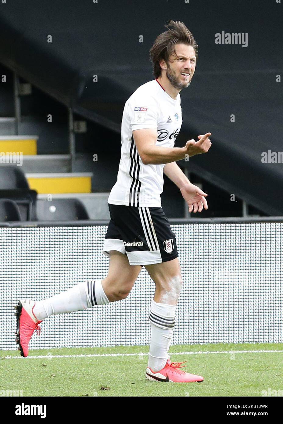 Harry Arter de Fulham réagit lors du match de championnat Sky Bet entre Fulham et Birmingham City à Craven Cottage, Londres, le samedi 4th juillet 2020. (Photo de Jacques Feeney/MI News/NurPhoto) Banque D'Images