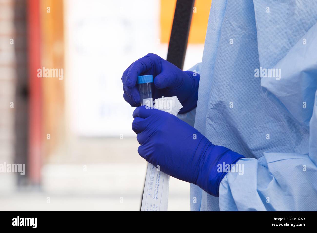 Le gouvernement de la ville de Mexico a installé, en coordination avec le Bureau du maire de Magdalena Contreras, un point de santé pour détecter le coronavirus dans la ville de San Bernabé Ocotepec, au Mexique, sur 15 juillet 2020. Cette installation fait partie d'un projet visant à placer un total de 34 points consultatifs médicaux à ces fins, qui sont situés dans des colonies qui restent en alerte rouge pour la pandémie. (Photo par Cristian Leyva/NurPhoto) Banque D'Images