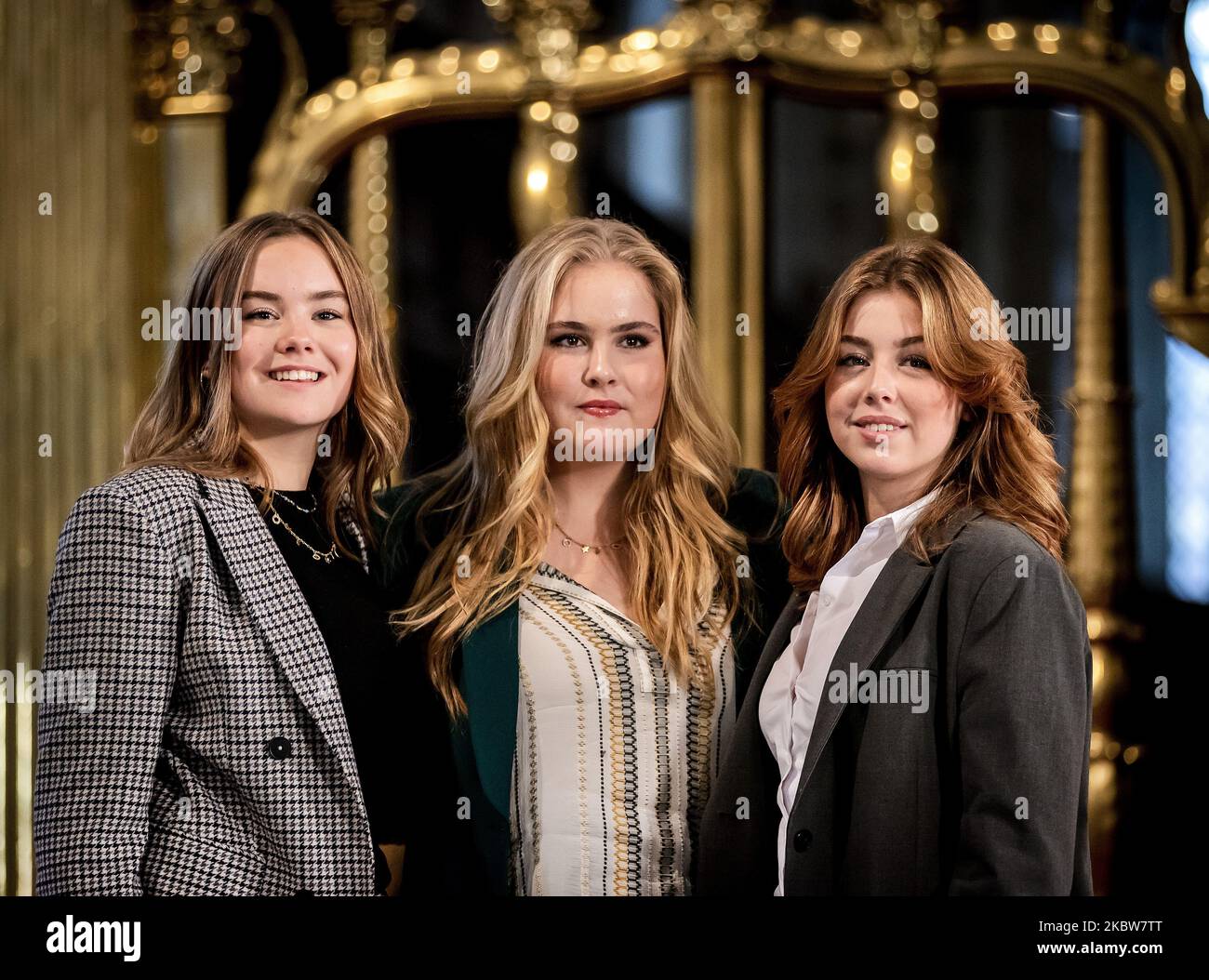 2022-11-04 14:09:34 AMSTERDAM - Princesses Ariane, Amalia et Alexia pendant la séance photo dans le Nieuwe Kerk. ANP REMKO DE WAAL pays-bas hors - belgique hors Banque D'Images