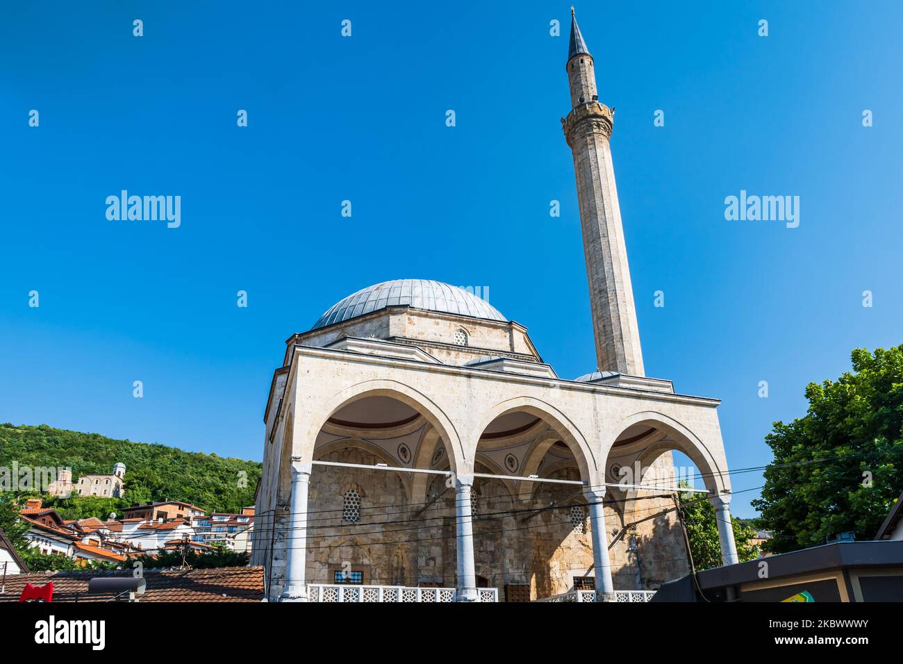Mosquée Sinan Pasha à Prizren, Kosovo. Mosquée historique dans la ville de Prizren, Kosovo Banque D'Images