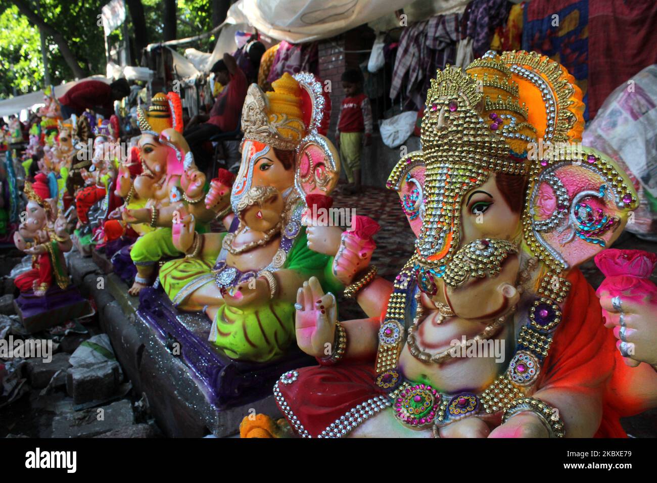 Idoles de la déité hindoue à tête d'éléphant Lord Ganesh à New Delhi sur 22 août 2020, avant le début du festival Ganesh Chaturthi à partir de 22 août. C'est l'un des plus importants festival hindou consacré à marquer la naissance de Lord Ganesh et est considéré comme le jour le plus important pour l'adorer. (Photo de Mayank Makhija/NurPhoto) Banque D'Images