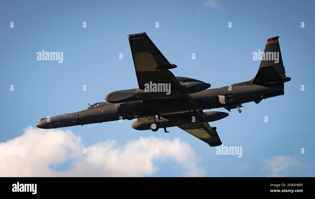 68-10337 USAF Lockheed U-2 Dragon Lady avion de reconnaissance de haute altitude (NOUN01) descend à RAF Fairford à Gloucestershire, en Angleterre, le 22 août 2020. (Photo de Jon Hobley/MI News/NurPhoto) Banque D'Images