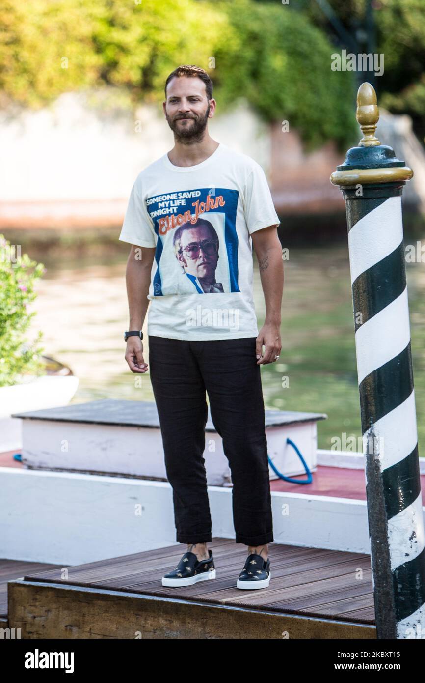 Alessandro Borghi arrive à l'Hôtel Excelsior sur le Lido Di Venezia pendant le Festival du film de Venise, Italie, 29 août 2018. (Photo par Mairo Cinquetti/NurPhoto) Banque D'Images