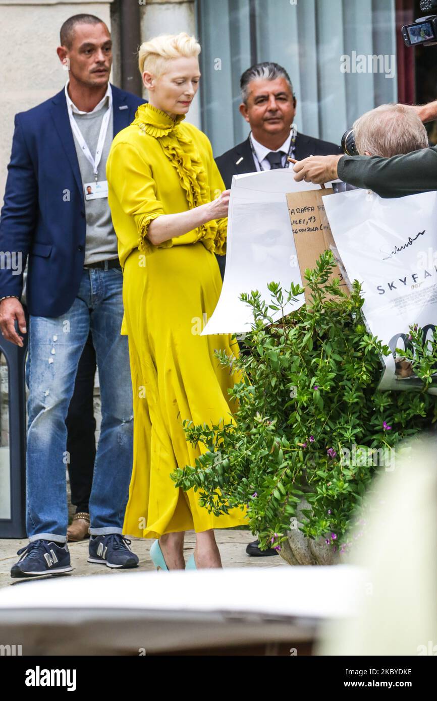 Tilda Swinton est vu lors du Festival du film de Venise 75th sur 01 septembre 2018 à Venise, Italie. (Photo par Mairo Cinquetti/NurPhoto) Banque D'Images