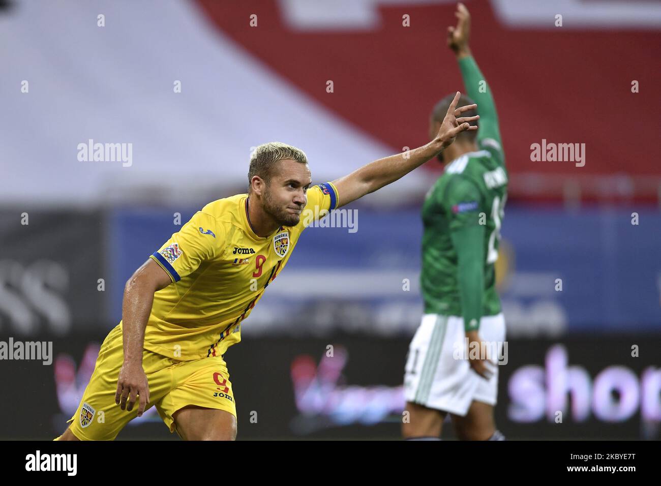 George Puscas, de Roumanie, célèbre le 4 septembre 2020 lors du match de l'UEFA Nations League 2021 entre la Roumanie et l'Irlande du Nord à l'Arena Nationala, à Bucarest, en Roumanie. (Photo par Alex Nicodim/NurPhoto) Banque D'Images