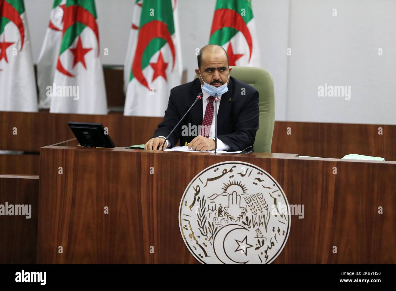 Slimane Chenine, Président de l'APN lors d'une session de vote sur les réformes constitutionnelles dans la capitale Alger, 10 septembre 2020. - Le gouvernement algérien, 3 jours plus tôt, a adopté un projet de révision constitutionnelle visant à répondre aux demandes de manifestation du mouvement 'Hirak' du pays, un texte qui doit être approuvé par le Parlement avant d'être soumis à un référendum populaire sur 1 novembre 2020. (Photo de Billal Bensalem/NurPhoto) Banque D'Images