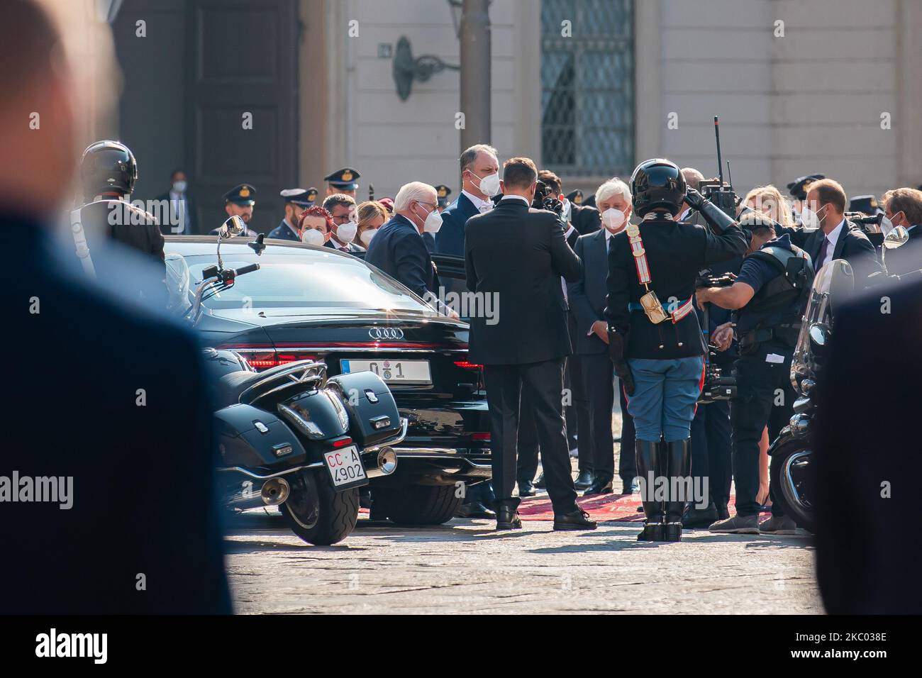 Le Président fédéral de l'Allemagne Frank-Walter Steinmeier attend la rencontre avec le Président de la République italienne Sergio Mattarella au Palazzo Reale on 17 septembre 2020 à Milan, Italie (photo d'Alessandro Bremec/NurPhoto) Banque D'Images