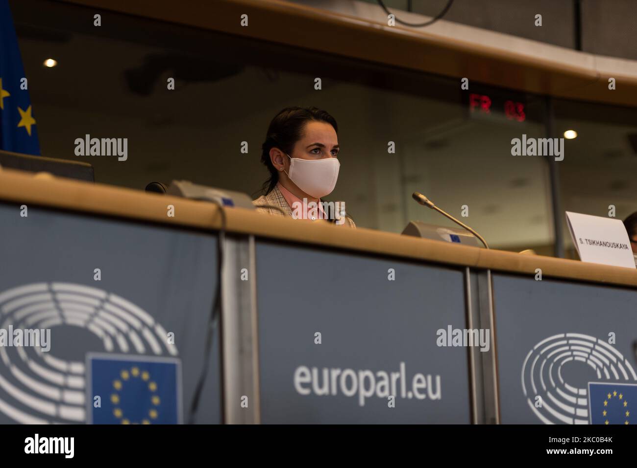 La leader de l'opposition bélarussienne exilée, Sviatlana Tsikhanouskaya, parle aux membres du Parlement européen, réunion de la commission des affaires étrangères à Bruxelles, Belgique, le lundi 21 septembre 2020. Pour discuter des derniers développements dans le pays avec les députés européens. La Biélorussie a été en pleine crise politique à la suite d'accusations de truquage des votes lors des élections présidentielles du 9 août, que le dirigeant autoritaire en exercice Alexandre Loukachenko a prétendu avoir gagné avec une grande majorité, déclenchant des manifestations populaires massives et des grèves générales (photo de Jonathan Raa/NurPhoto) Banque D'Images