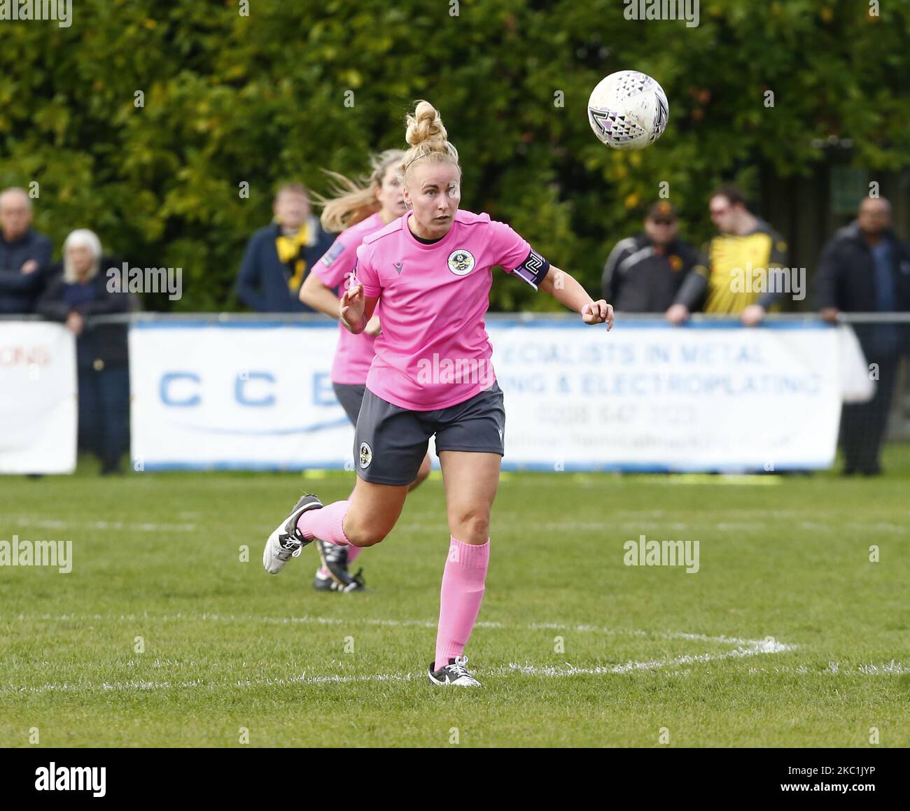 Naomi Cole de Crawley Wasps Dames pendant le match de la Ligue nationale des femmes de la FA - Southern Premier Division entre Crawley Wasps Dames et Watford Dames à Horley Town on 11 octobre , 2020 à Horley, Angleterre (photo par action Foto Sport/NurPhoto) Banque D'Images