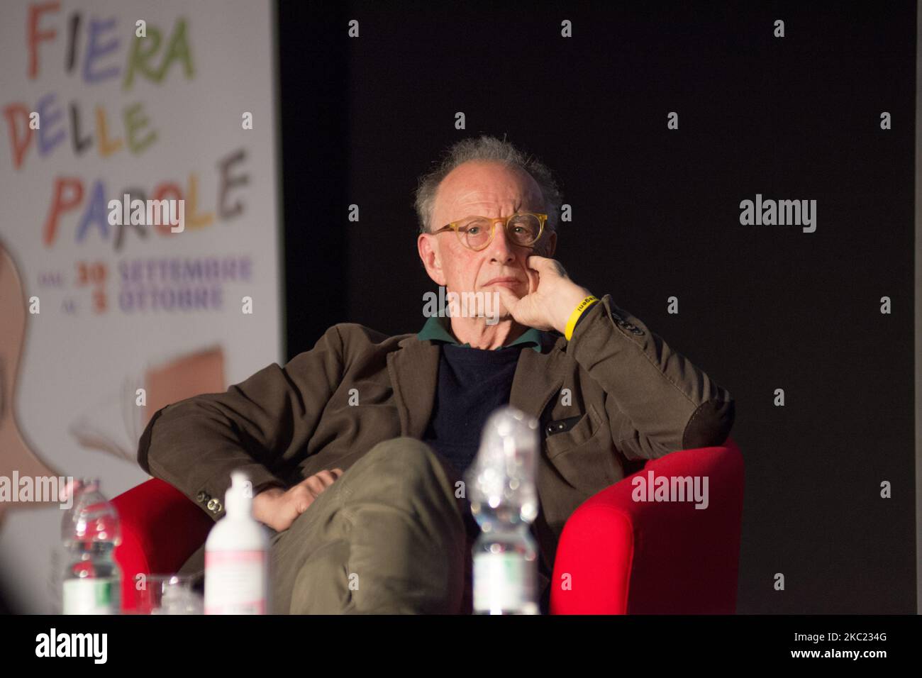 Gerardo Colombo participe à la Fiera delle libération conditionnelle au Padoue Hall de Padoue, Italie, on 02 octobre 2020 (photo de Massimo Bertolini/NurPhoto) Banque D'Images