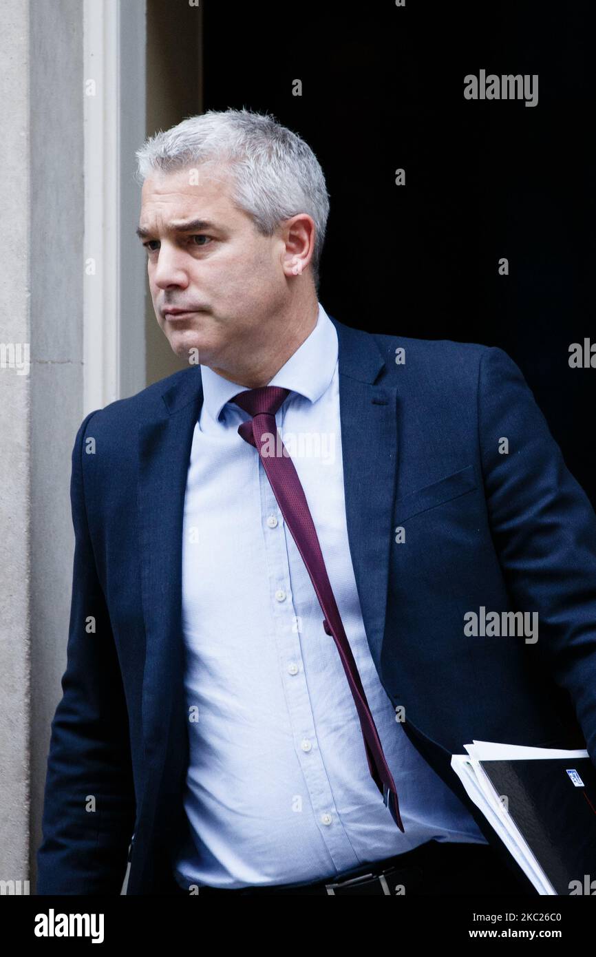 Le secrétaire en chef du Trésor, Steve Barclay, député conservateur de North East Cambridgeshire, quitte le 10 Downing Street à Londres, en Angleterre, sur 19 octobre 2020. (Photo de David Cliff/NurPhoto) Banque D'Images