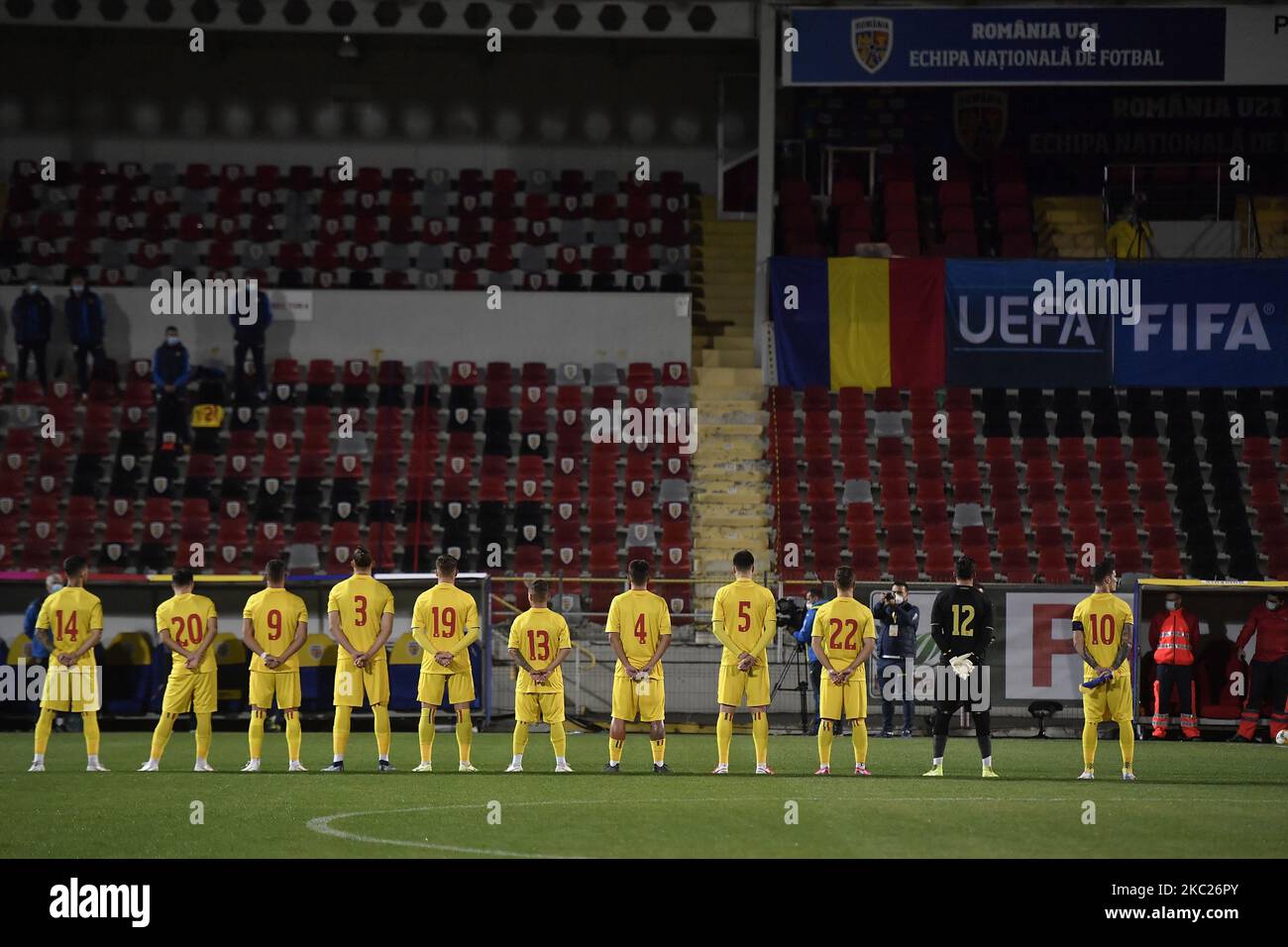 Roumanie les onze premiers Mihai Aioani, Radu Dragusin, Stefan Vladoiu, Tudor Baluta, George Ganea, Dennis Man, Alexandru Matan, Marius Marin, Denis Harut, Andrei Ciobanu, Darius Olaru lors du match de football entre la Roumanie U21 et Malte U21 du cycle de qualification pour le Championnat européen des moins de 21 ans 2021, à Giurgiu, Roumanie, le 13 octobre 2020. (Photo par Alex Nicodim/NurPhoto) Banque D'Images