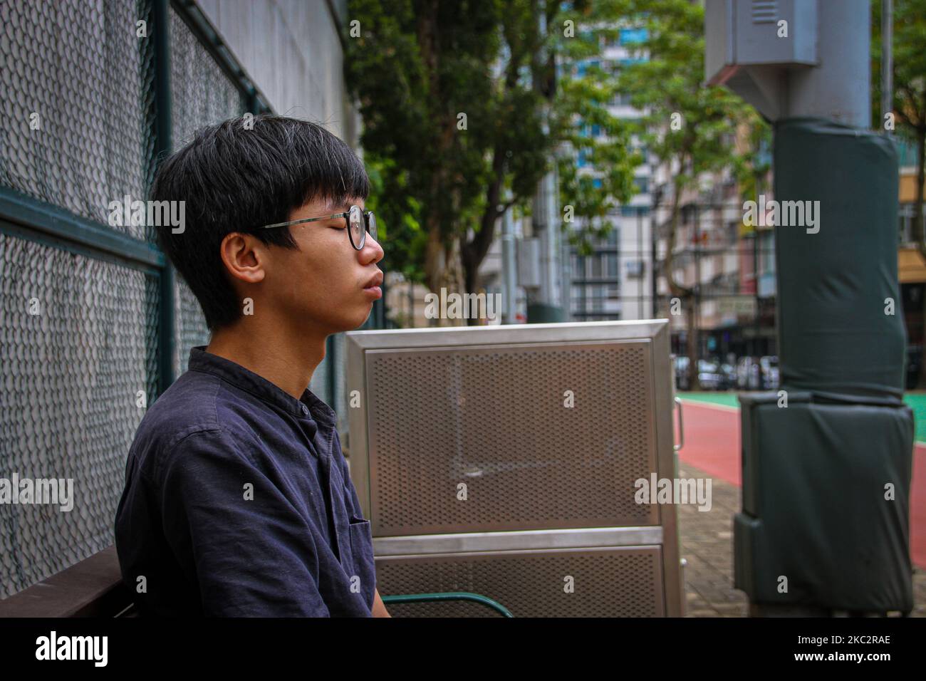 Tony Chung, militant étudiant pro-démocratie de Hong Kong et ancien chef du Studenlocalisme dissous, a été arrêté sous des accusations d'infraction à la loi sur la sécurité nationale, Hong Kong, octobre 2020 (photo de Tommy Walker/NurPhoto) Banque D'Images