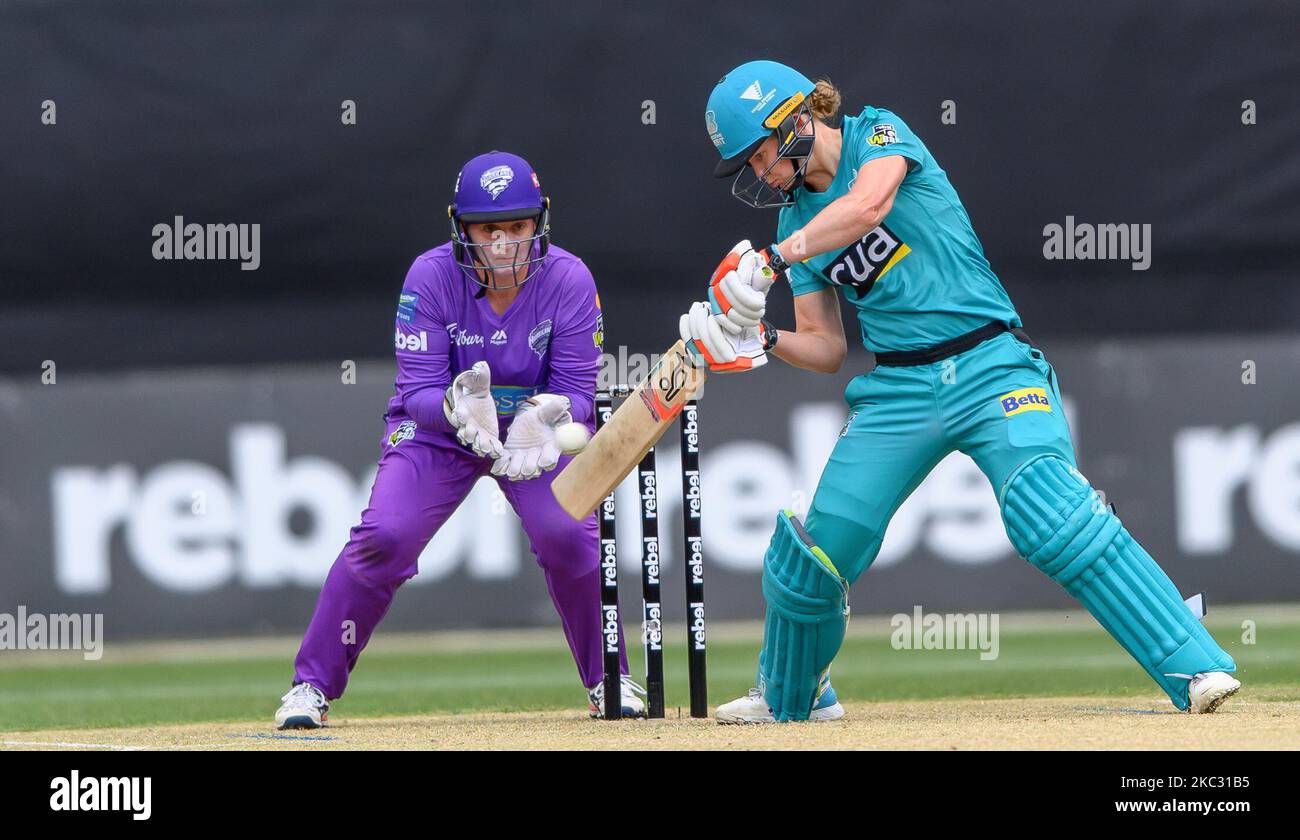 Maddy Green of the Heat bats lors du match de WBBL de la Ligue des femmes Big Bash entre le tonnerre de Sydney et les attaquants d'Adélaïde au STADE DES GÉANTS, sur 31 octobre 2020, à Sydney, en Australie. (Photo par Izhar Khan/NurPhoto) Banque D'Images