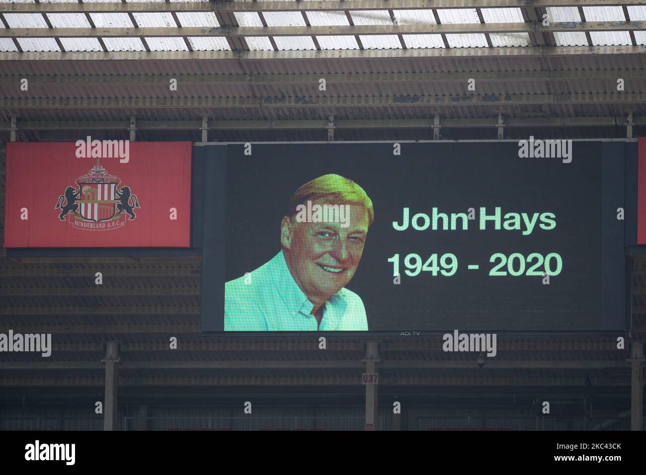 Hommage à John Hays avant le match de la Sky Bet League 1 entre Sunderland et MK Dons au stade de Light, Sunderland, le samedi 14th novembre 2020. (Photo de Trevor Wilkinson/MI News/NurPhoto) Banque D'Images