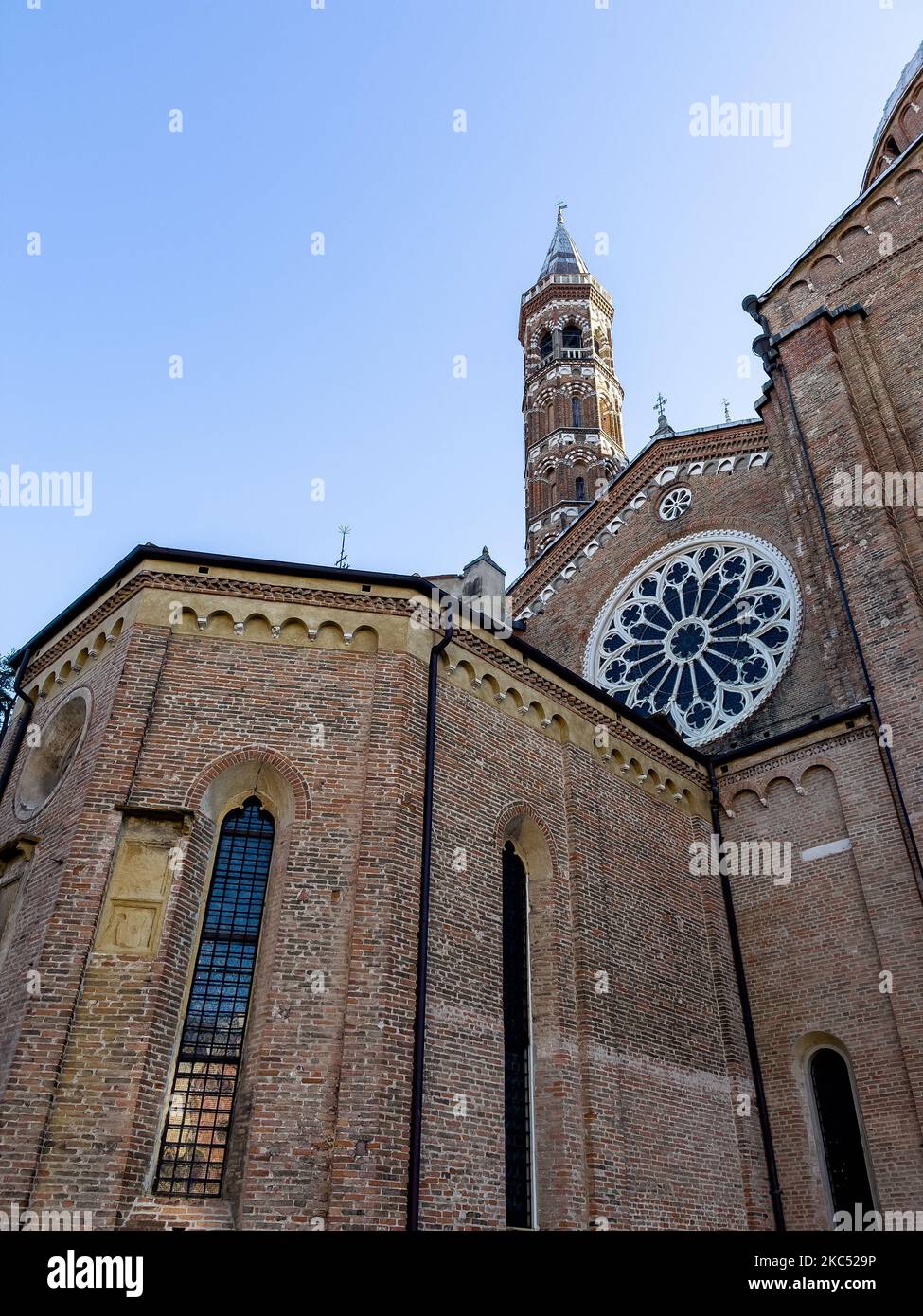 Une vue sur la basilique pontificale de Saint Antoine de Padoue (italienne : Basilique pontificacia di Sant'Antonio di Padova), à Padoue, en Italie, sur 29 novembre 2020. La basilique pontificale est une église catholique romaine dédiée à Saint-Antoine. La basilique est connue localement sous le nom de 'il Santo' (photo de Manuel Romano/NurPhoto) Banque D'Images