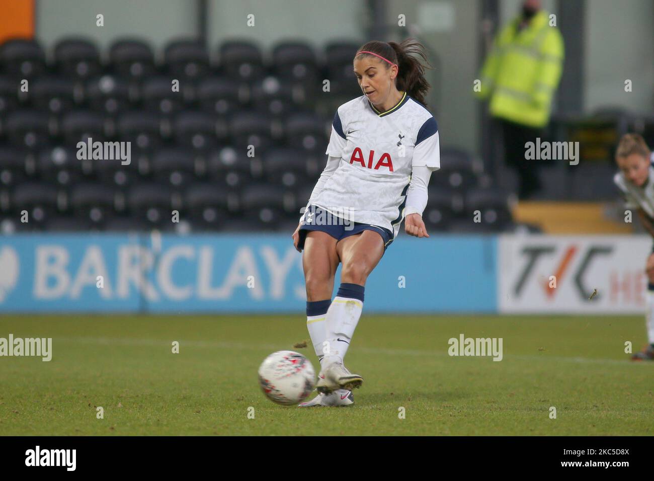 Alex Morgan (Tottenham Hotspur) a obtenu des scores lors de la Super League 2020-21 de FA Women entre Tottenham Hotspur et Brighton FC à la Hive. (Photo de Federico Guerra Moran/NurPhoto) Banque D'Images