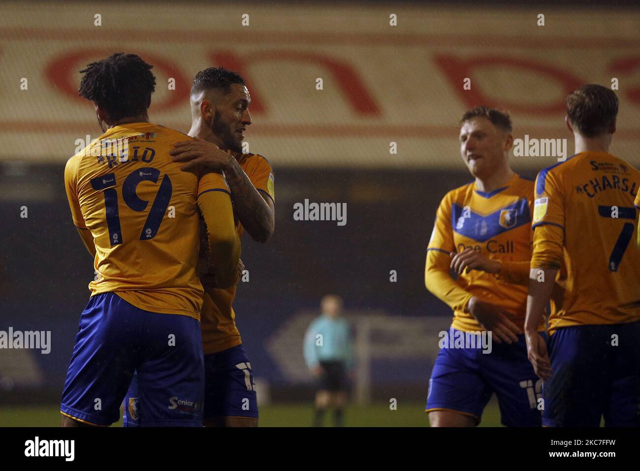 Mansfield Jamie Reid fête sa création en 3-1 lors du match de la Sky Bet League 2 entre Oldham Athletic et Mansfield Town à Boundary Park, Oldham, le mercredi 13th janvier 2021. (Crédit : Chris Donnelly | MI News) (photo de MI News/NurPhoto) Banque D'Images