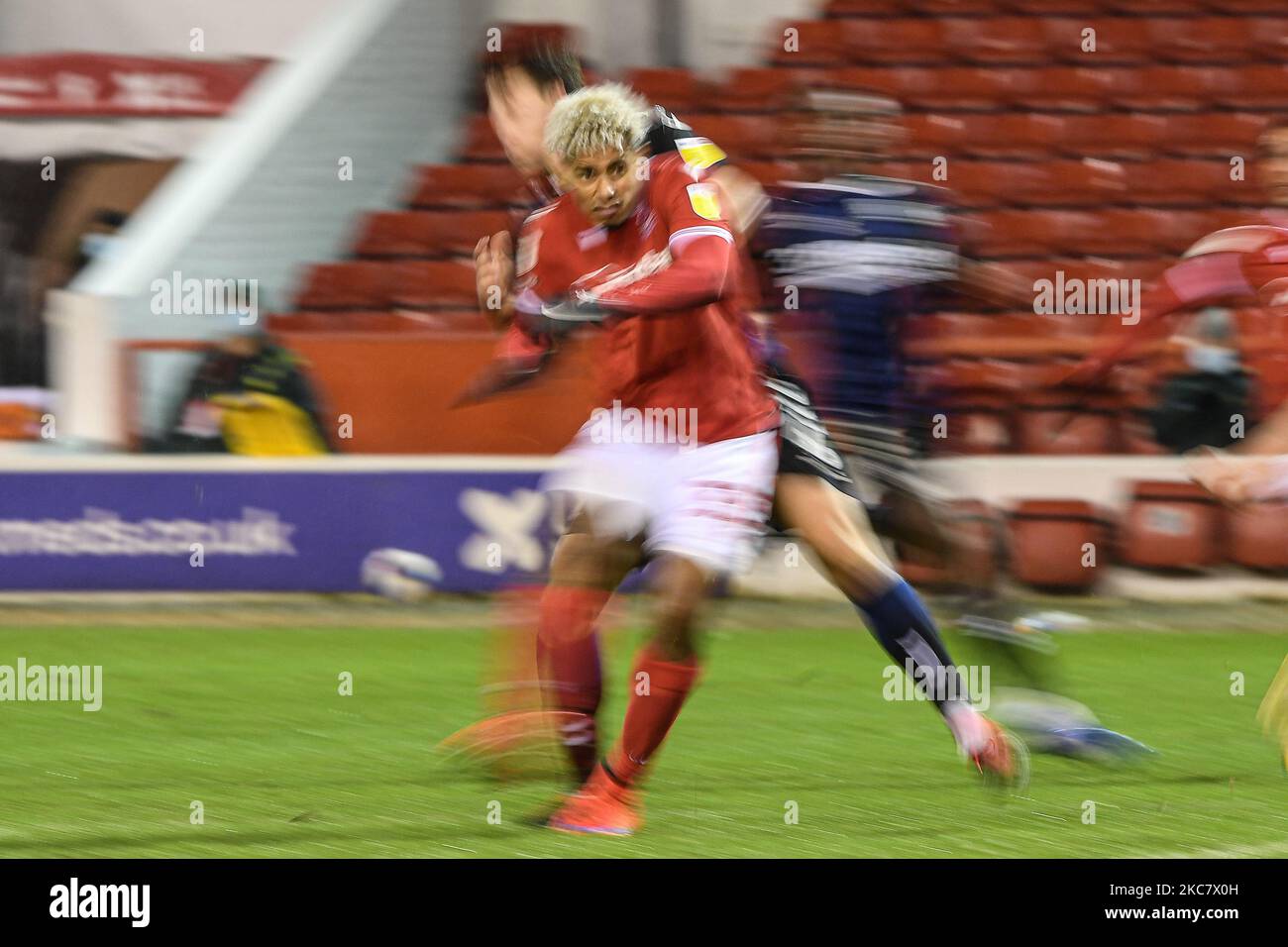 Lyle Taylor (33) de la forêt de Nottingham lors du match de championnat Sky Bet entre Nottingham Forest et Middlesbrough au City Ground, Nottingham, le mercredi 20th janvier 2021. (Photo de Jon Hobley/MI News/NurPhoto) Banque D'Images