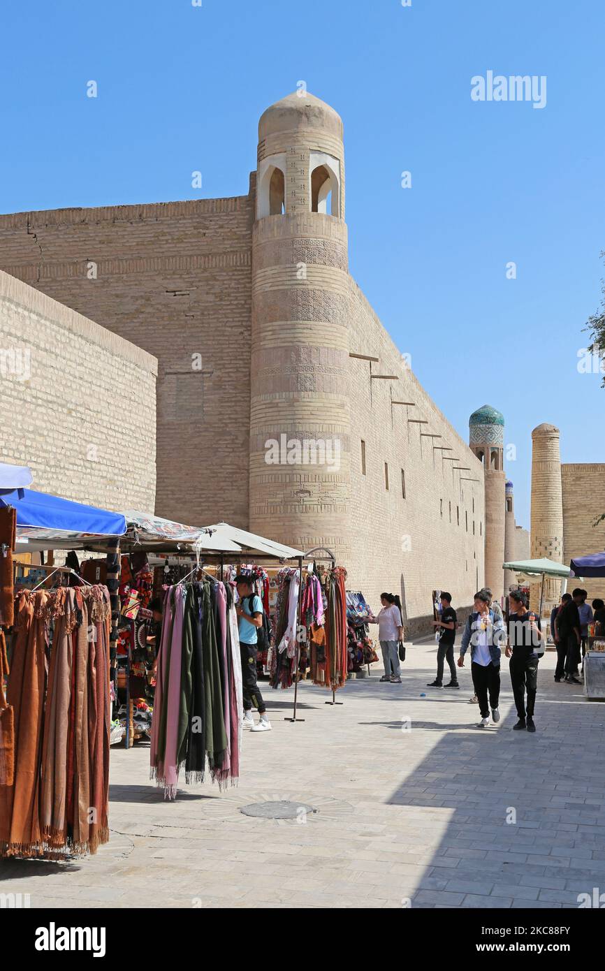 Juma (vendredi) Mosquée, rue Polvon Kori, Ichan Kala (forteresse intérieure), Khiva, province de Khorezm, Ouzbékistan, Asie centrale Banque D'Images
