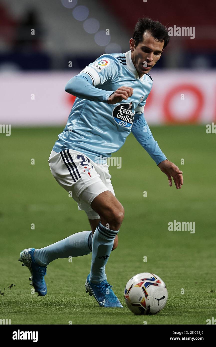 Augusto Solari de Celta de Vigo en action pendant le match de la Liga Santander entre Atlético de Madrid et RC Celta à l'Estadio Wanda Metropolitano sur 8 février 2021 à Madrid, Espagne. Les stades sportifs dans toute l'Espagne restent soumis à des restrictions strictes en raison de la pandémie du coronavirus, car les lois de distanciation sociale du gouvernement interdisent aux fans à l'intérieur des lieux, ce qui entraîne le jeu derrière des portes fermées. (Photo de Jose Breton/Pics action/NurPhoto) Banque D'Images