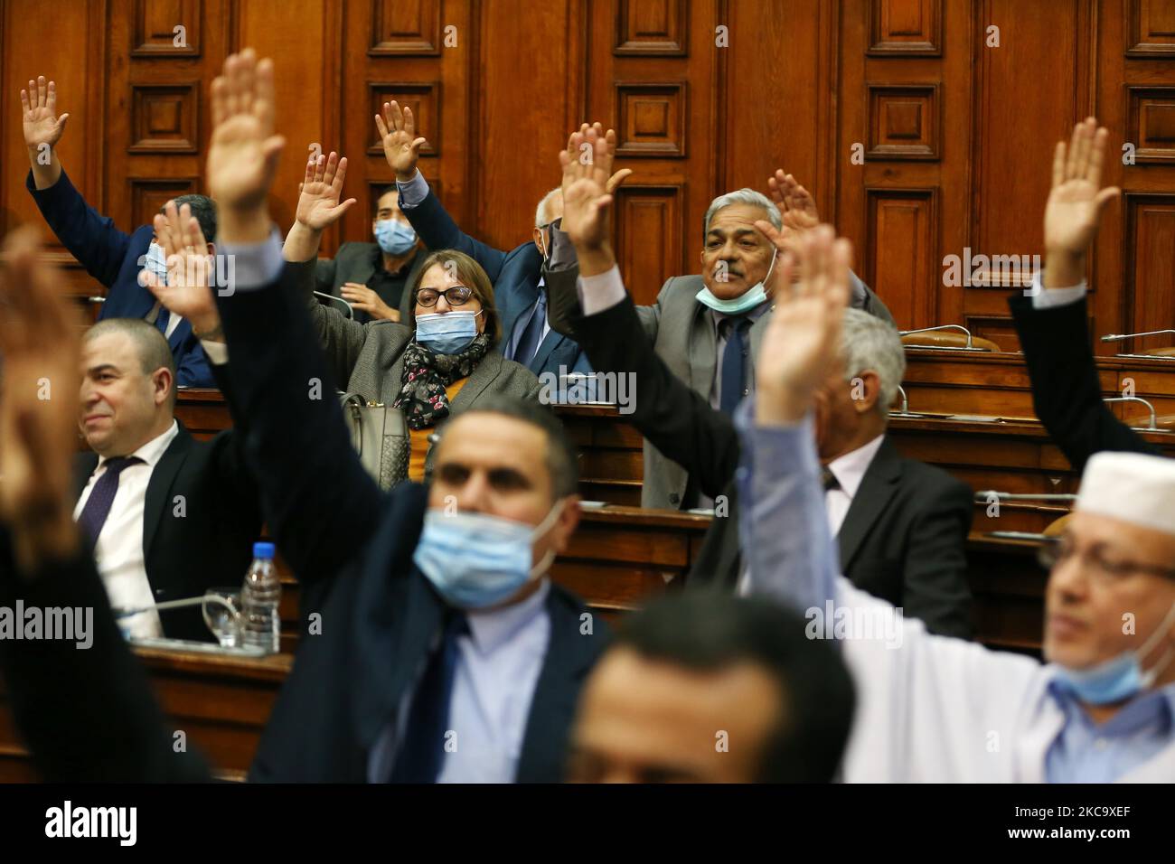 Salah Goudjil a été élu Président du Conseil de la Nation (Sénat) à Alger (Algérie) sur 24 février 2021, au cours d'une séance plénière. La majorité absolue des sénateurs a voté pour Salah Goudjil. (Photo par APP/NurPhoto) Banque D'Images