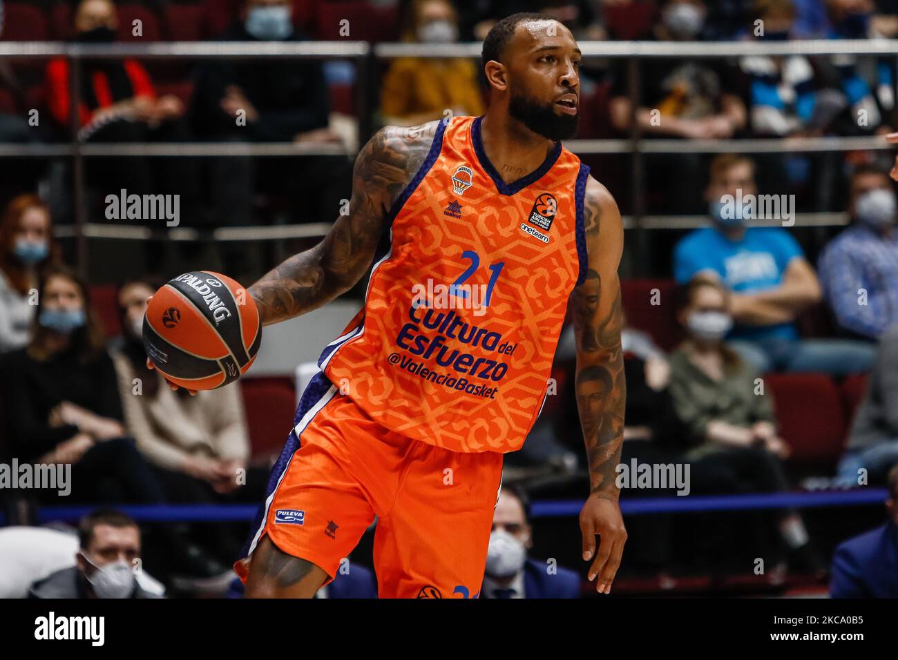 Derrick Williams de Valence en action pendant le match de basketball de l'Euroligue entre Zenit Saint-Pétersbourg et Valencia basket sur 25 février 2021 à Sibur Arena à Saint-Pétersbourg, Russie. (Photo de Mike Kireev/NurPhoto) Banque D'Images