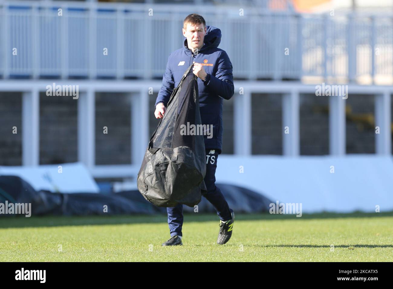 Tony Sweeney l'entraîneur adjoint de Hartlepool lors du match de la Vanarama National League entre Hartlepool United et Eastleigh à Victoria Park, Hartlepool, le samedi 13th mars 2021. (Photo de Mark Fletcher/MI News/NurPhoto) Banque D'Images