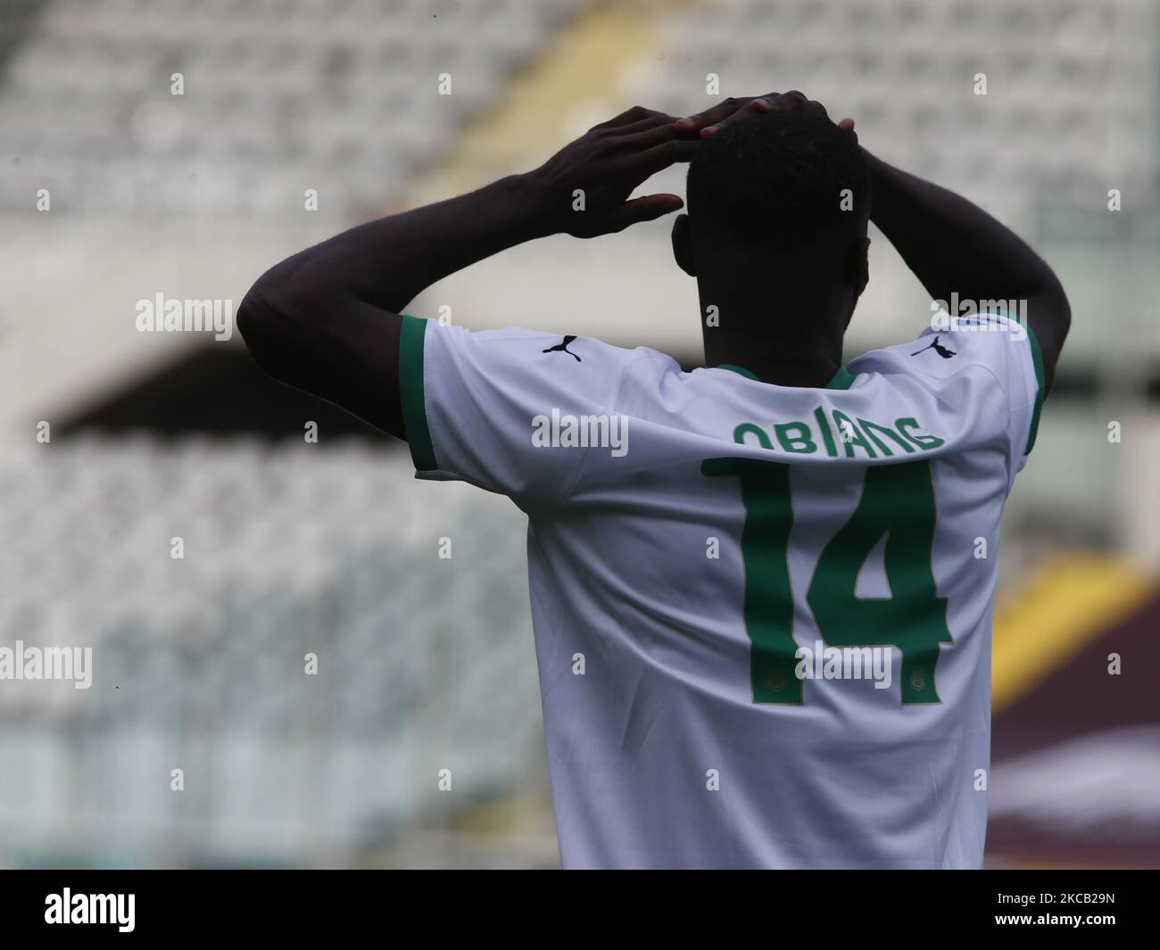 Pedro Obiang pendant la série Un match entre Torino et Sassuolo à Turin