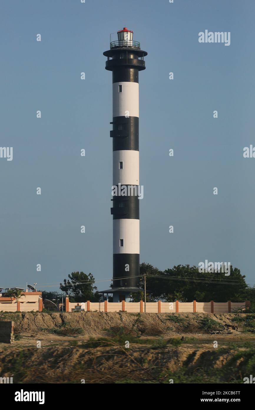 Phare près de la baie du Bengale à Velankanni, Tamil Nadu, Inde. Velankanni, est une ville de Panchayat de classe spéciale dans le district de Nagapattinam dans l'État indien de Tamil Nadu. Il se trouve sur la côte Coromandel de la baie du Bengale, à 350 km au sud de Chennai. (Photo de Creative Touch Imaging Ltd./NurPhoto) Banque D'Images