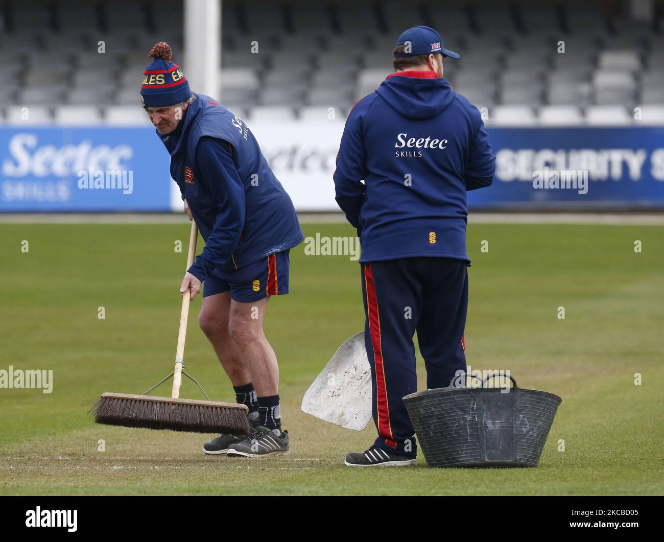 Groundsman lors de friendly Day un match de 2 entre le CCC d'Essex et le CCC du Lancashire au terrain du comté de Cloudfm le 23rd mars 2021 à Chelmsford, Angleterre (photo par action Foto Sport/NurPhoto) Banque D'Images