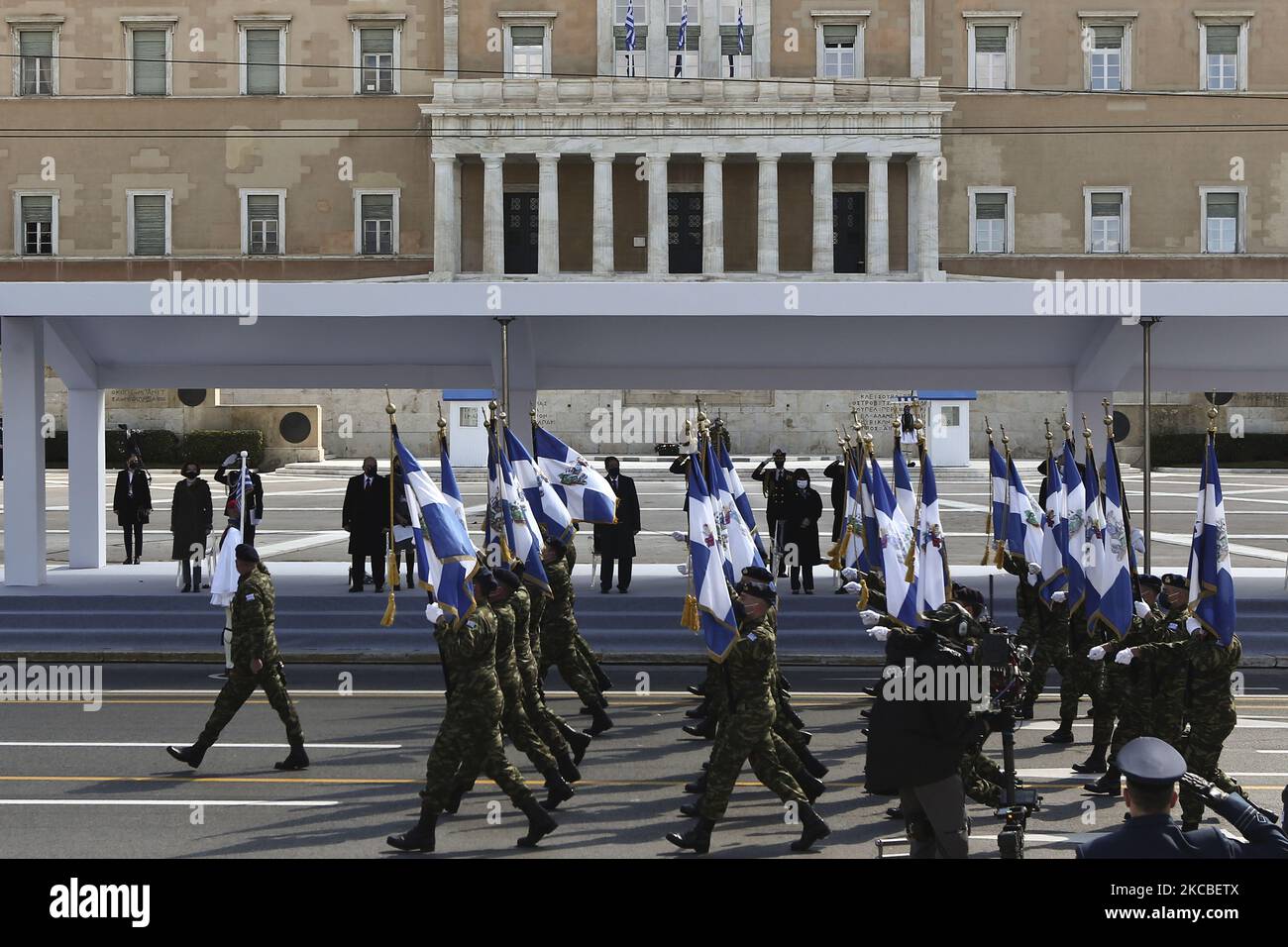 Un défilé militaire commémorant le 200th anniversaire du début de la guerre d'indépendance de la Grèce a eu lieu à Athènes devant les dirigeants politiques et militaires et les dignitaires en visite à 25 mars 2021. (Photo de Panayotis Tzamaros/NurPhoto) Banque D'Images