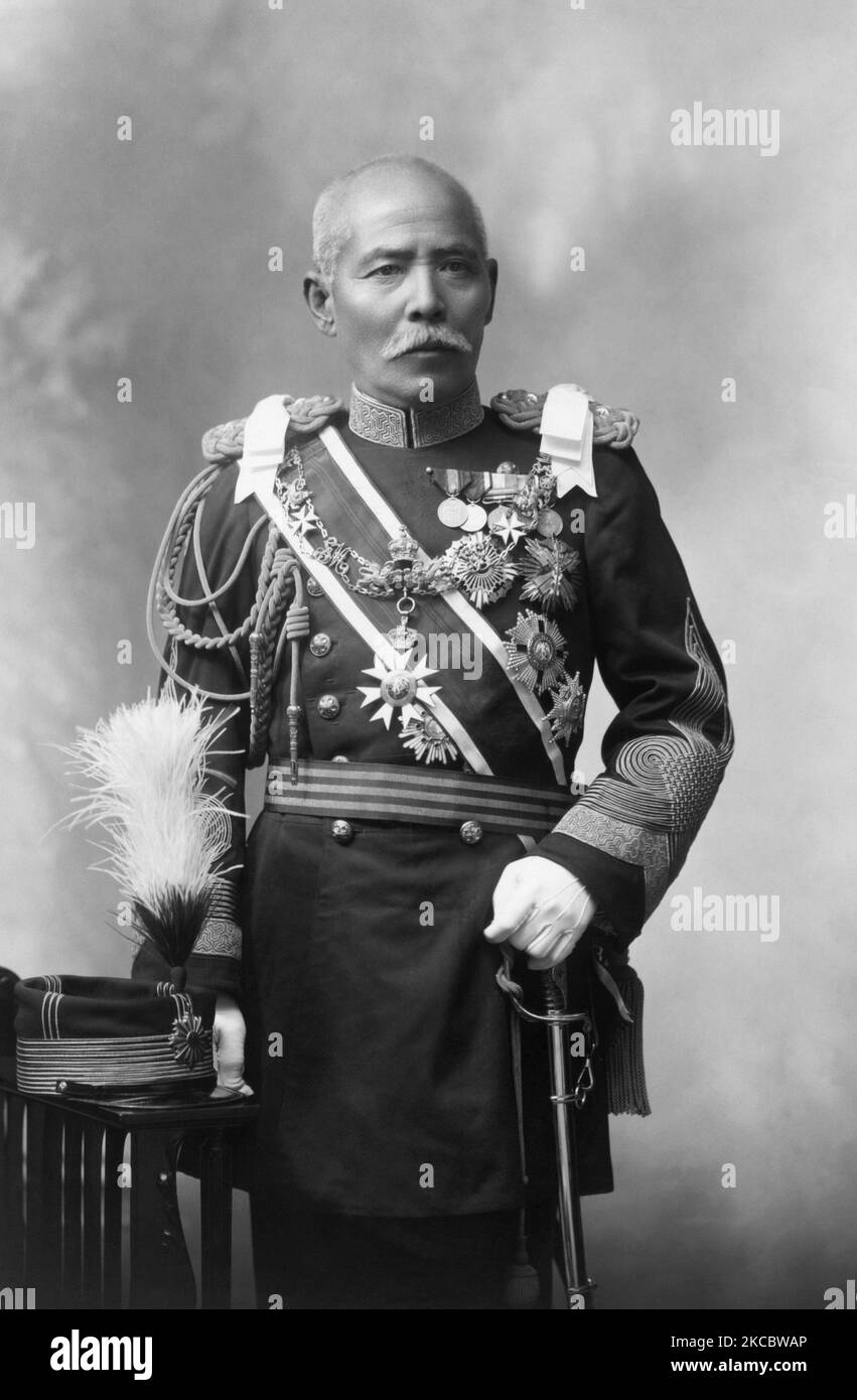 Portrait du général Baron Kuroki Tamemoto, qui a servi dans l'Armée impériale japonaise, 1907. Banque D'Images