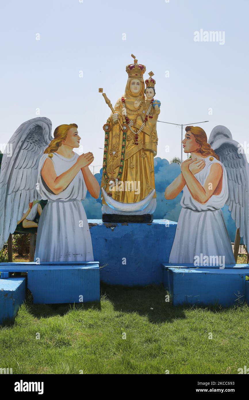 Statue de la Vierge Marie (notre Dame de la bonne santé) à l'église Annai Velankanni (Basilique de notre Dame de la bonne santé) à Velankanni, Tamil Nadu, Inde. (Photo de Creative Touch Imaging Ltd./NurPhoto) Banque D'Images