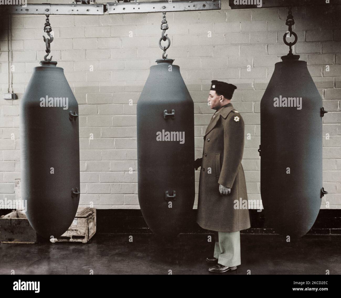 2 000 livres de bombes une énorme usine de chargement d'obus dans le Midwest, 1943. Banque D'Images