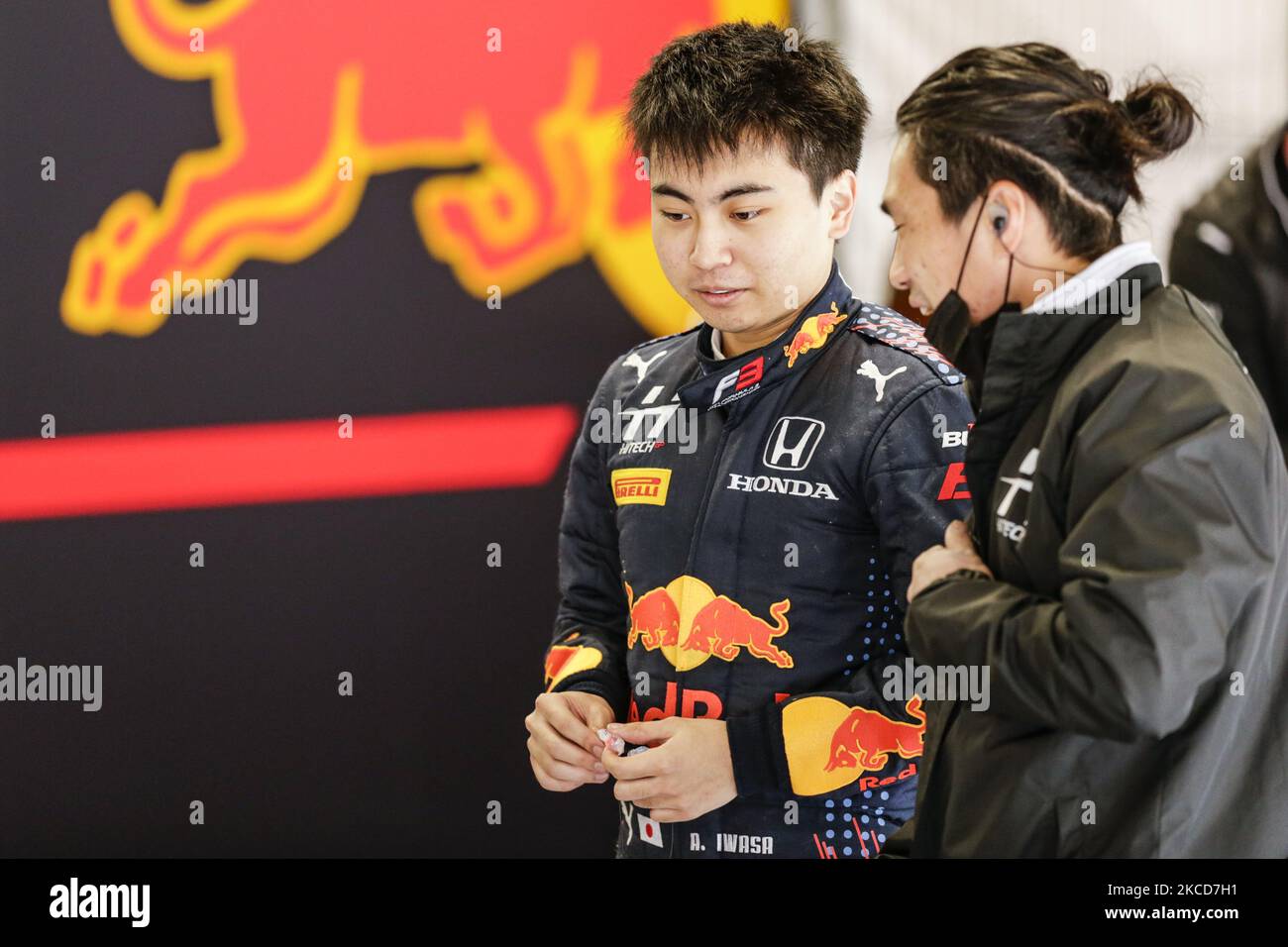 Ayumu Iwasa du Japon du Grand Prix Hitech, portrait pendant le deuxième jour des essais de Formule 3 au circuit de Barcelone - Catalunya sur 21 avril 2021 à Montmelo, Espagne. (Photo par Xavier Bonilla/NurPhoto) Banque D'Images