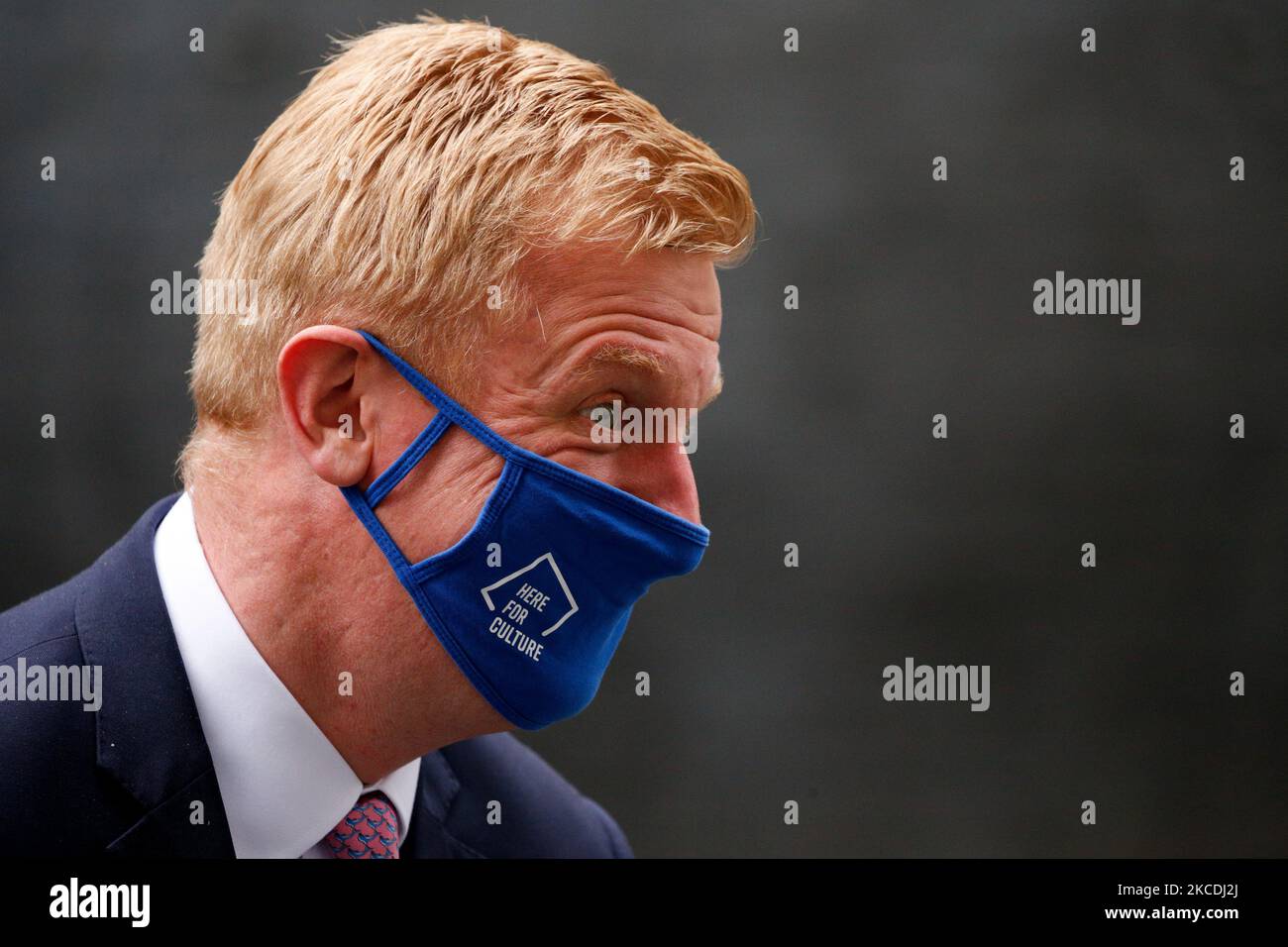 Oliver Dowden, secrétaire d'État au numérique, à la Culture, aux médias et au Sport, député conservateur de Hertsmere, quitte le 10 Downing Street à Londres, en Angleterre, à 28 avril 2021. (Photo de David Cliff/NurPhoto) Banque D'Images
