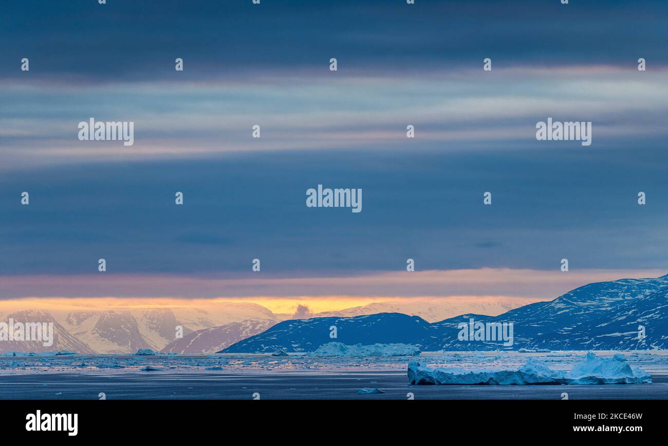 Icebergs près d'Ilulissat, Groenland. Le changement climatique a un effet profond au Groenland avec le recul des glaciers et de la calotte glaciaire du Groenland. (Photo par Ulrik Pedersen/NurPhoto) Banque D'Images