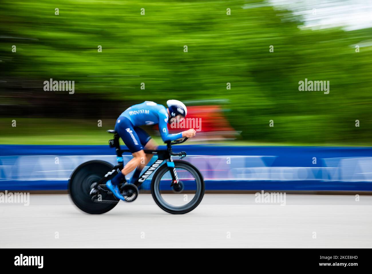 VILLELLA Davide (ITA) de L'ÉQUIPE MOVISTAR pendant le 104th Giro d'Italia 2021, étape 1 a 8,6km temps individuel étape d'essai de Turin à Turin sur 8 mai 2021 à Turin, Italie. (Photo de Mauro Ujetto/NurPhoto) Banque D'Images