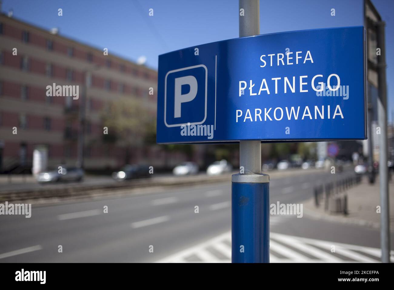 Plaque de la zone de stationnement payante vue à Varsovie sur 13 mai 2021. (Photo de Maciej Luczniewski/NurPhoto) Banque D'Images