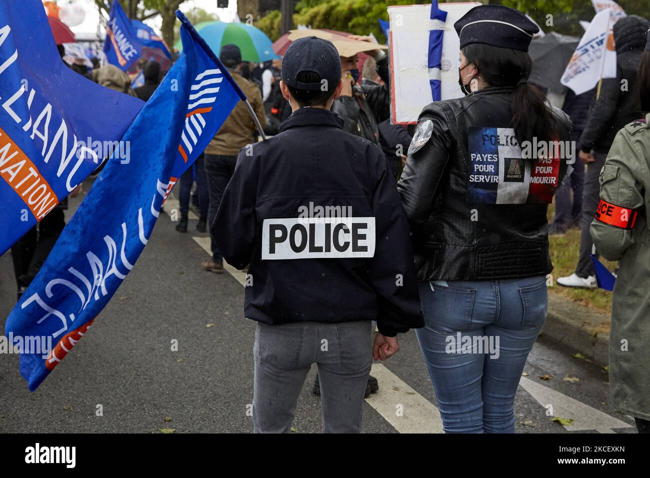 Des policiers manifestent à Paris, en France, sur 19 mai 2021 pour promouvoir une meilleure protection et une tolérance moindre à la violence contre les officiers, deux semaines après qu'un officier ait été tué par balle lors d'une enquête sur des affaires de drogue. (Photo par Adnan Farzat/NurPhoto) Banque D'Images