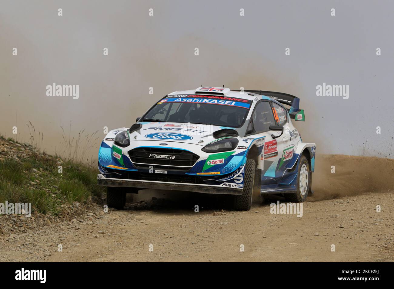 Gus GREENSMITH (GBR) et Chris PATTERSON (IRL) dans FORD Fiesta WRC de M-SPORT FORD WORLD RALLY ÉQUIPE en action pendant le SS2 - Gois du WRC Vodafone Rally Portugal 2021 à Matosinhos - Portugal, on 21 mai 2021. (Photo de Paulo Oliveira / NurPhoto) Banque D'Images