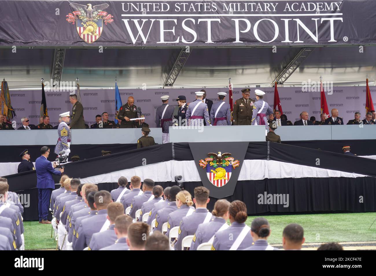 La classe de 2021 à leur arrivée à la cérémonie de remise des diplômes de la classe de 2021 de l'Académie militaire des États-Unis au stade Michie West point, New York, sur 22 mai, 2021. (Photo de Selcuk Acar/NurPhoto) Banque D'Images