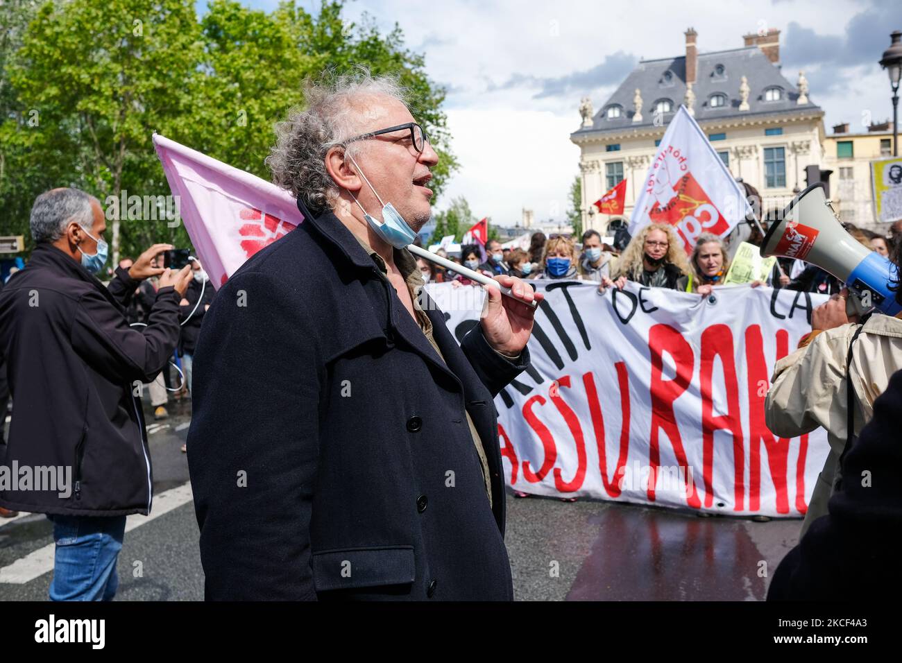 Manifestation interprofessionnelle pour la défense des droits sociaux et le retrait de la réforme de l'assurance chômage à 22 mai 2021 à Paris, France. (Photo de Vincent Koebel/NurPhoto) Banque D'Images