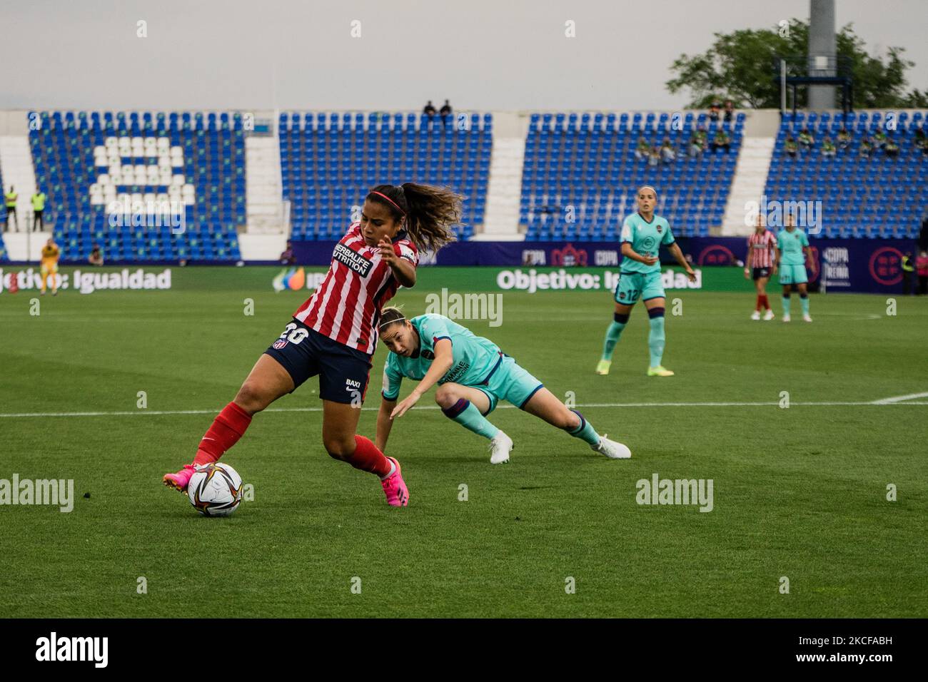 L. Santos de Madrid CFF en action lors de la coupe d'Espagne féminine, Copa de la Reina, match de football semi-final joué entre l'Atlético de Madrid et Levante UD à l'Estadio Municipal Butarque stade sur 27 mai 2021 à Leganes, Espagne. (Photo de Jon Imanol Reino/NurPhoto) Banque D'Images