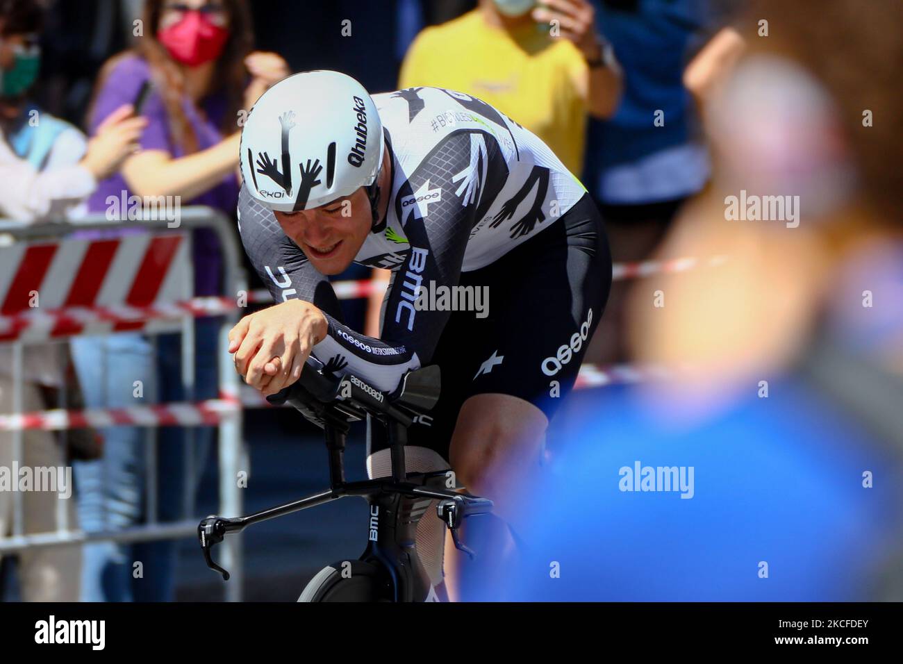 Mauro Schmid de Suisse et Team Qhubeka Assos à l'arrivée lors de la course de vélo Giro d'Italia 2021 après la 21st et dernière étape sur 30 mai 2021 à Milan. À Milan, Italie (photo de Mairo Cinquetti/NurPhoto) Banque D'Images