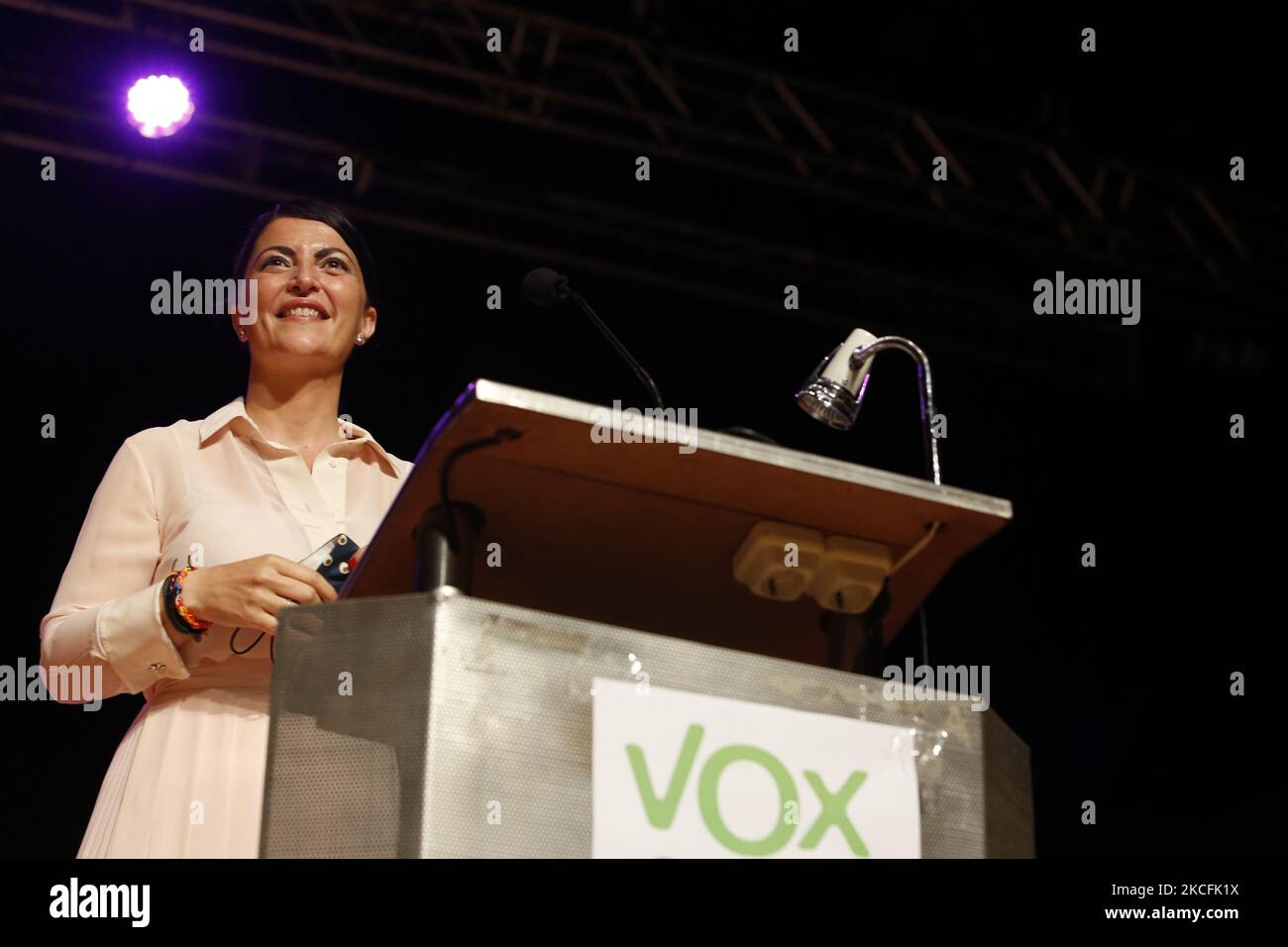 Macarena Olona lors d'un rassemblement de l'extrême droite parti VOX à Grenade, Espagne sur 4 juin 2021. (Photo par Álex Cámara/NurPhoto) Banque D'Images